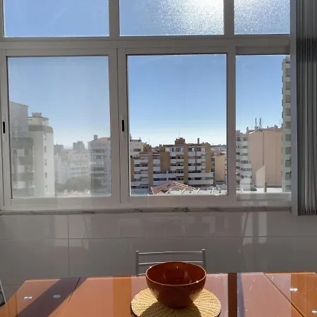 Incredible View, Quiet In *