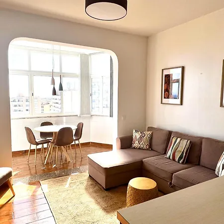 Incredible View, Quiet In Apartment Cascais