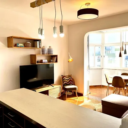 Apartment Incredible View, Quiet In Cascais