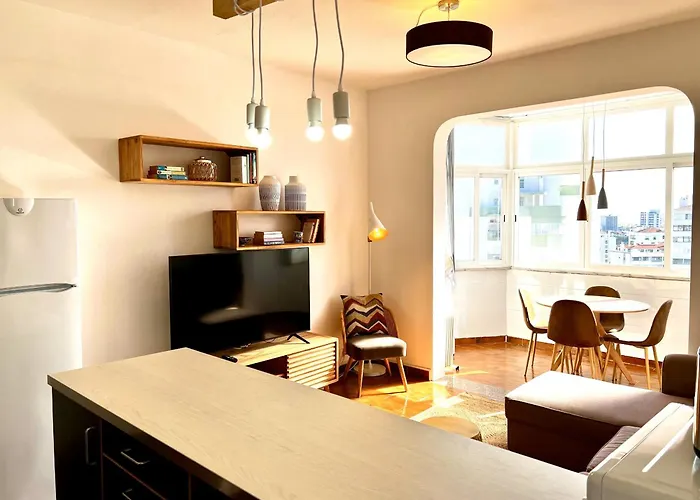 Apartment Incredible View, Quiet In Cascais